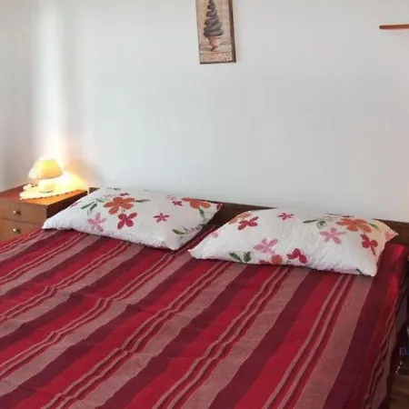 Сasa de vacaciones Casa Divna *